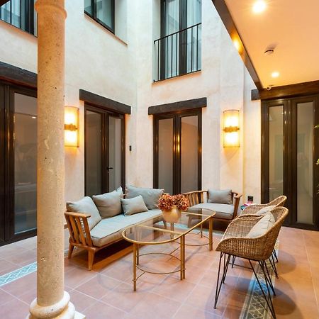 Suites San Pablo Севиля Екстериор снимка