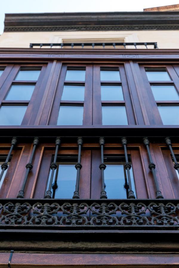 Suites San Pablo Севиля Екстериор снимка